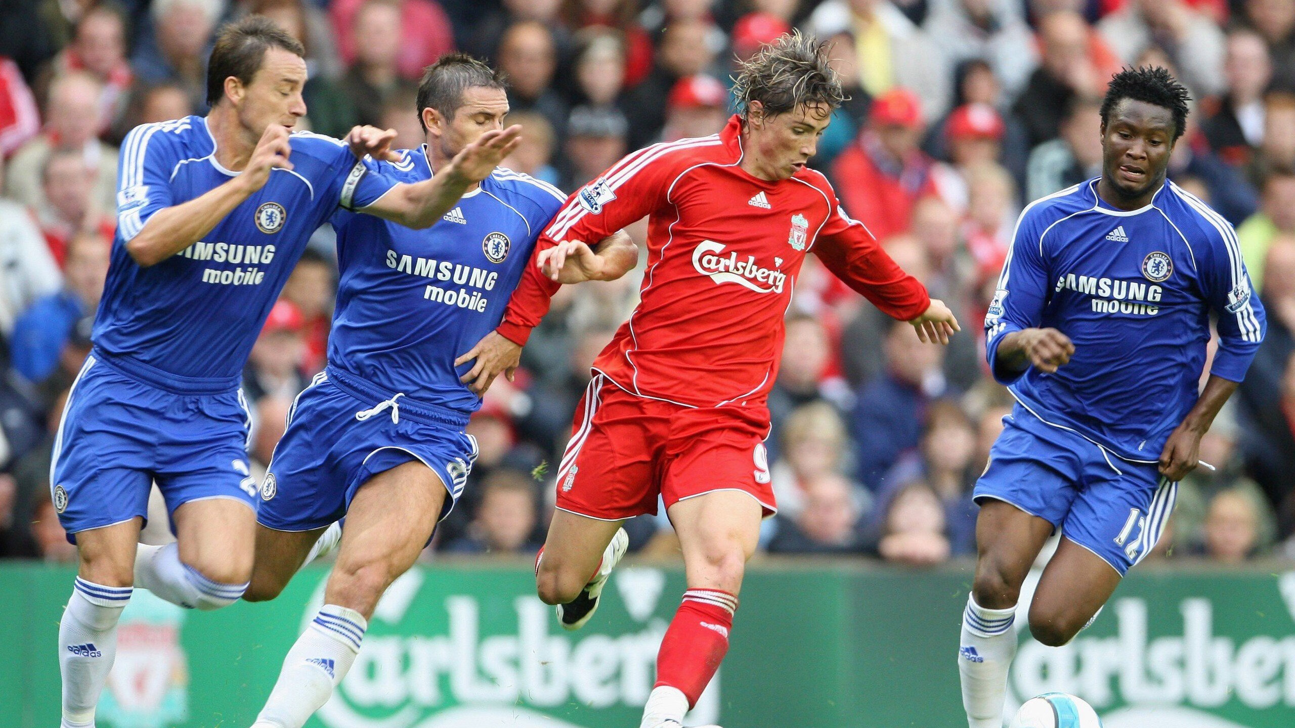 Uzi巅峰对决，Scout与40激战日本队分钟，绝杀胜负难料！